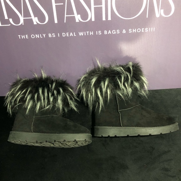 Rouge Helium Black with Black and Gray Faux Fur Ankle Boots/Booties size 10 - Picture 5 of 10